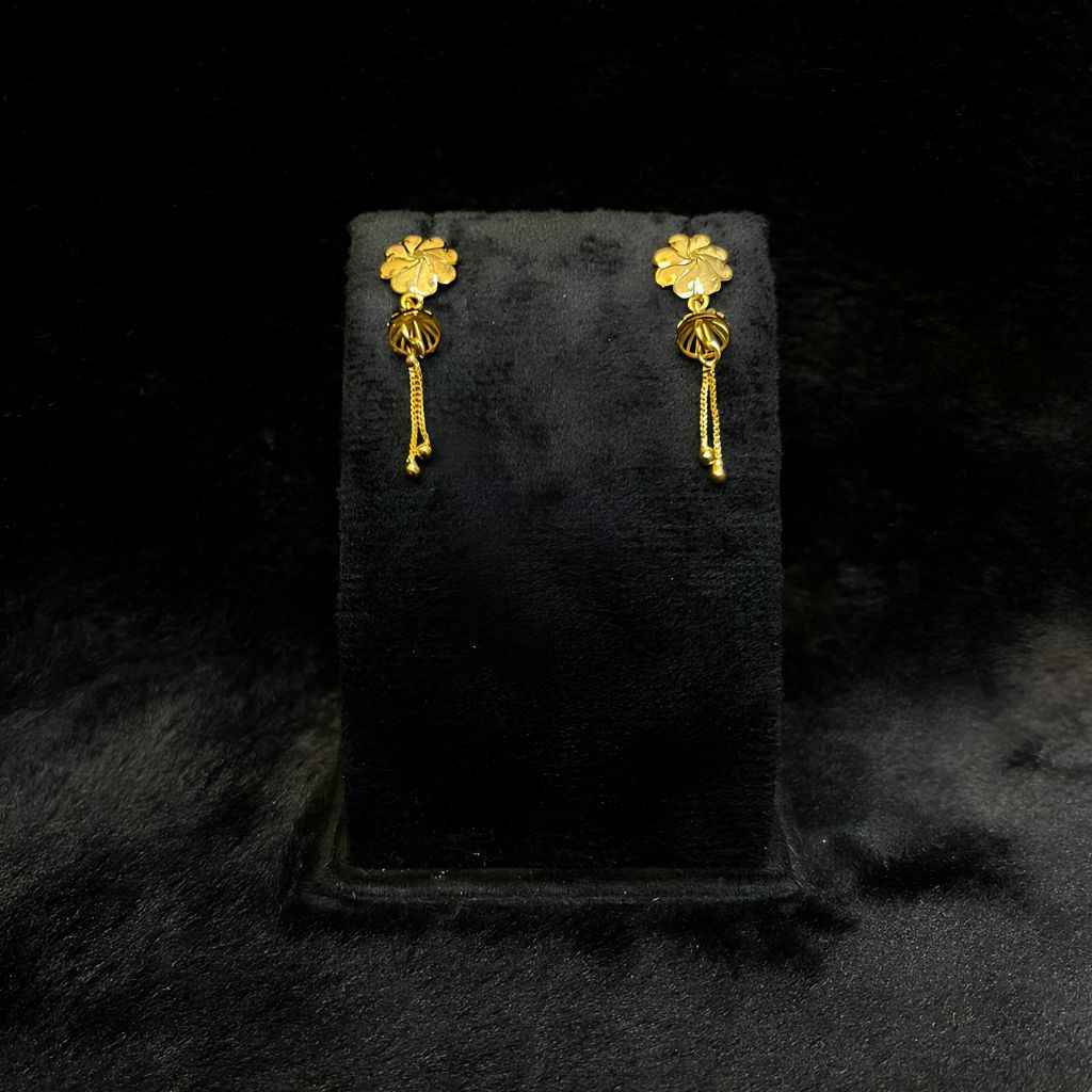 Daily Wear Earing Model 09