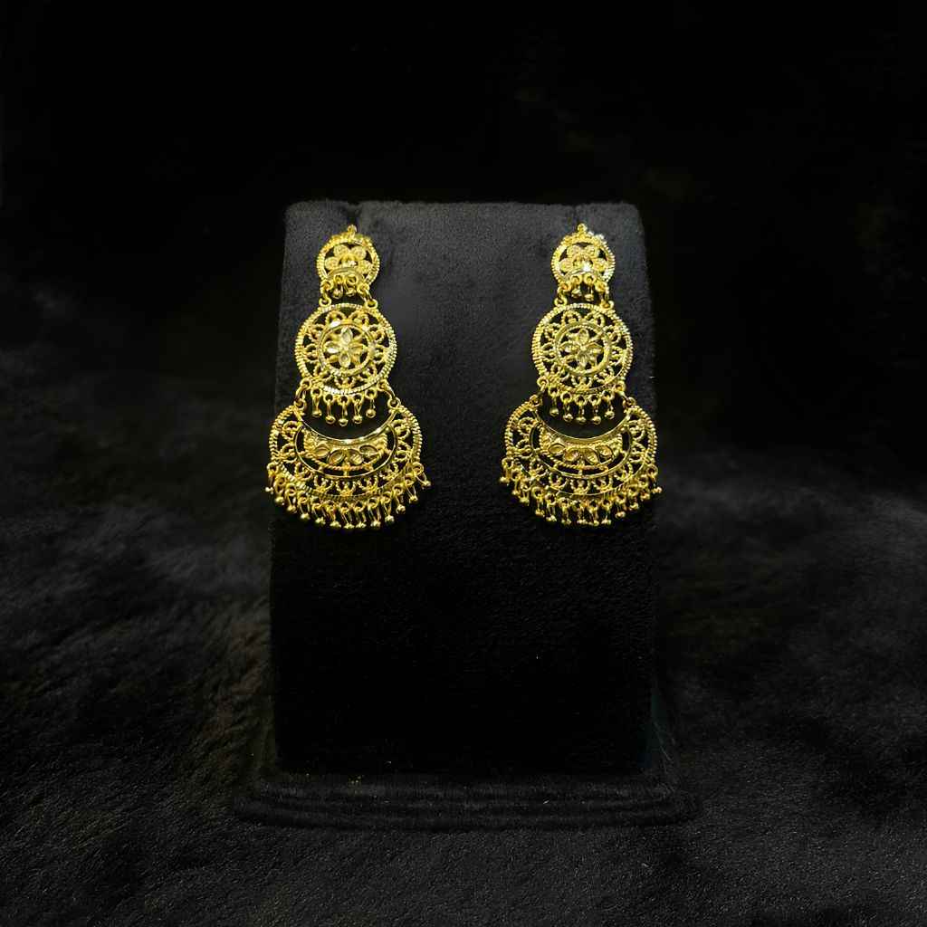 Grand Earing Model 03