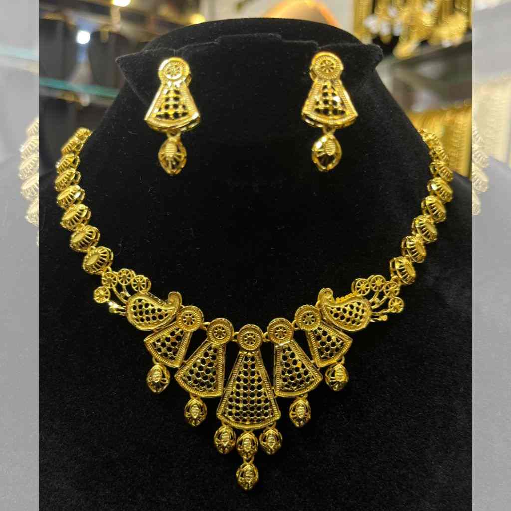 Necklace Short 07 - Image 2