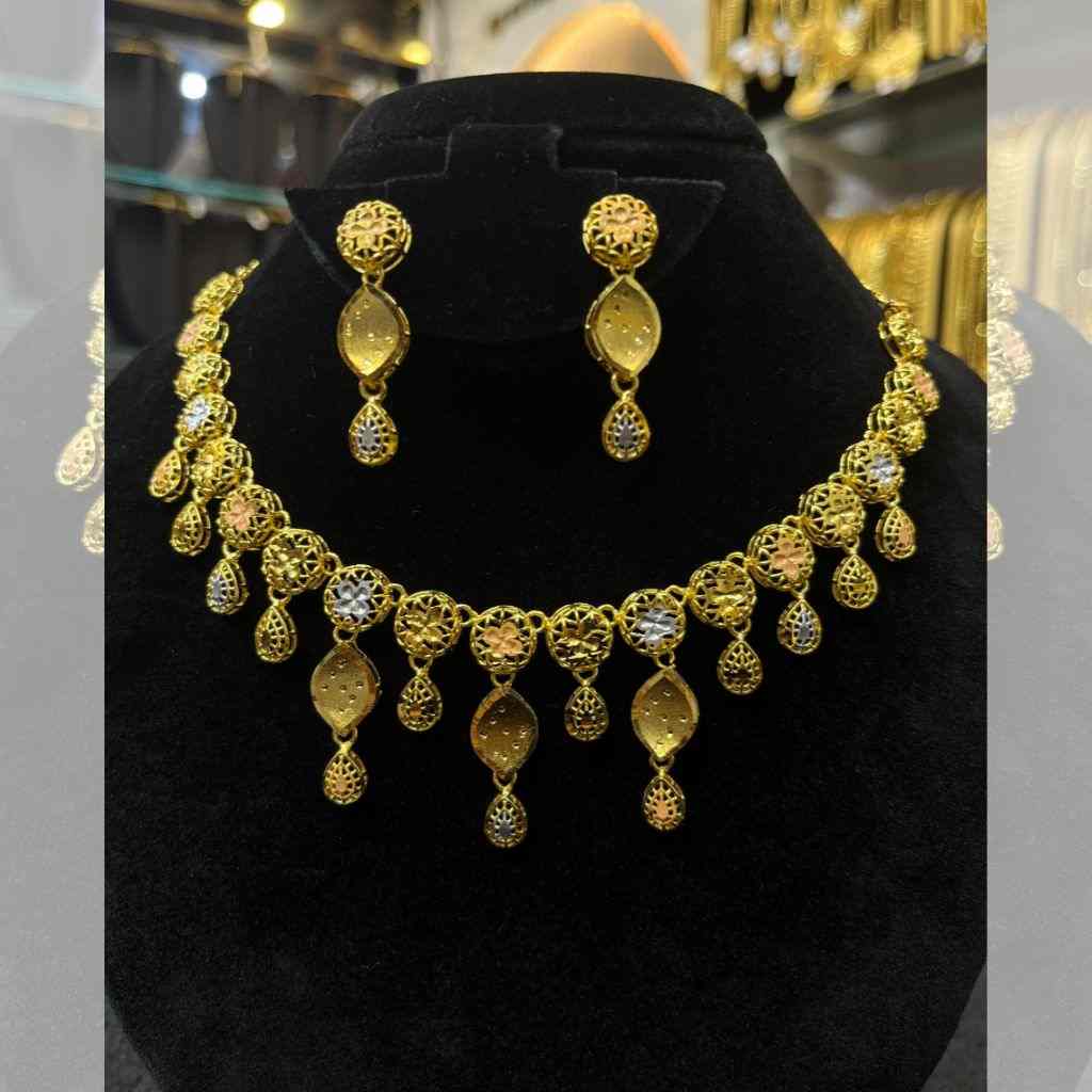 Necklace Short 03 - Image 2